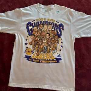 2009 ADIDAS NBA CHAMPIONS LOS ANGELES LAKERS 15 TIME CHAMPIONS.  With hologram..